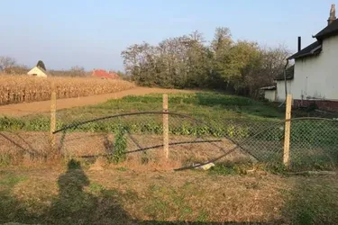 Baugrundstück im südöstlichen Hügelland des Balatons zu verkaufen