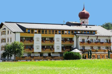 Hotel-Objekt mit anliegenden Grundstücken und Altbestand