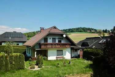 Gepflegtes Einfamilienhaus in ruhiger Lage in Moosburg!