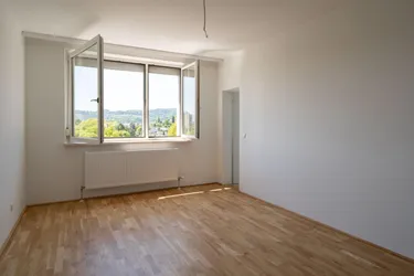 Erstvermietung nach Sanierung: Lichtdurchflutete 2-Zimmer Wohnung, Nähe JKU