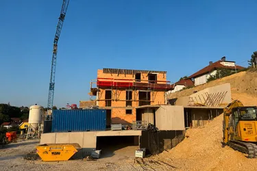 Exklusive 5-Zimmer-Maisonette-Wohnung mit Garten und Loggia in Steyr - PROVISIONSFREI