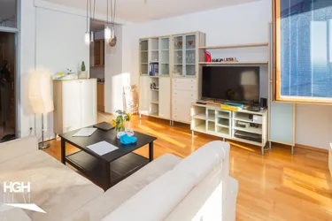 1220 Wien Helle, ruhige 3-Zimmer Wohnung mit sonniger Loggia im 3. Liftstock mit Grünblick