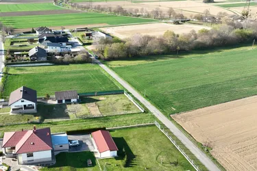 Eigenheim - Baugrundstück
