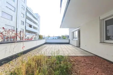 Behindertenausweis - Ausschließlich für Menschen mit körperlicher Einschränkung oder Pflegebedarf - Barrierefreie EG-Wohnung mit Terrasse - Provisionsfrei (401)
