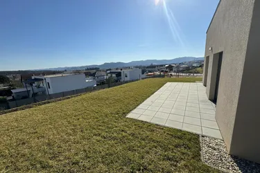 Wunderschöne neuwertige großzügige Wohnung (109,85m²) mit Terrasse &amp; Garten in Fürstenfeld