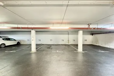 Komfortable Garagenstellplätze &amp; Stapelparker | Görgengasse 10