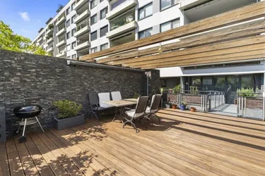 Ruhige 3-4-Zimmer-Wohnung mit privater Dachterrasse neben Trillerpark