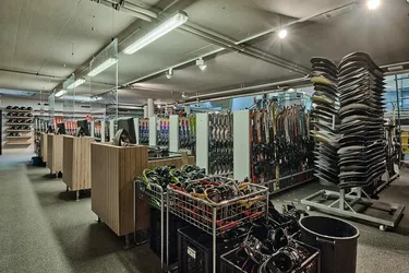 Ski-Verleih in TOP Lage mit exklusiver Penthouse-Wohnung