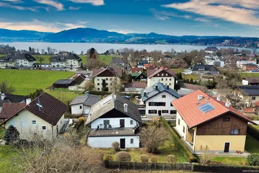 Expose Haus in beliebter Wohngegend mit schönem Atterseeblick