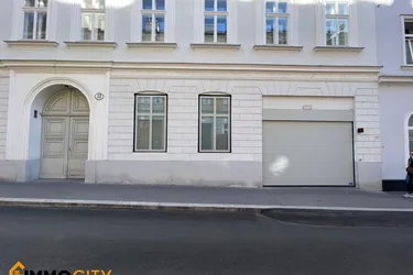 Zentral gelegene Garagenplätze im Doppelparker System in 1060 Wien