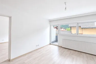 Fulpmes: Großzügige 3-Zimmer-Wohnung mit zwei Balkonen in zentraler Lage!