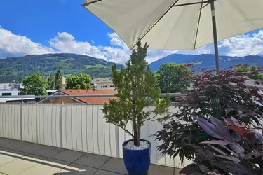 Hochwertige und moderne 3-Zimmer-Wohnung mit traumhafter Dachterrasse