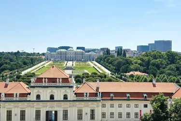 TOP-BÜROFLÄCHE IM ZENTRUM MIT BLICK AUF DAS SCHLOSS BELVEDERE