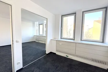 TOP-BÜROFLÄCHE IM ZENTRUM MIT BLICK AUF DAS SCHLOSS BELVEDERE