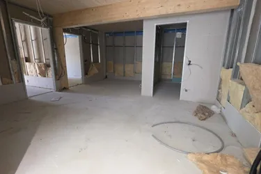 "MITTENDRIN" - EIN ORT ZUM ARBEITEN, ANKOMMEN UND WOHLFÜHLEN!