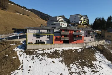 Seltene Gelegenheit! Großzügige 4 Zimmerwohnung mit eigener Tiefgarage und einer Garconierre