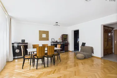Altbau-Charme &amp; Exklusives Wohnen in 1180 Wien // Großzügige Dachterrasse mit Weitblick &amp; Garage