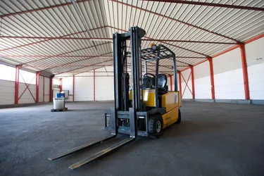 Lagerfläche von 300m² - bis 2700m² im Bezirk Mattersburg zu vermieten.