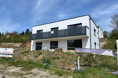 Neubau-Doppelhaushälfte in Pressbaum - Modernes Wohnen mit Garten und Carport für nur 535.000,00 €!