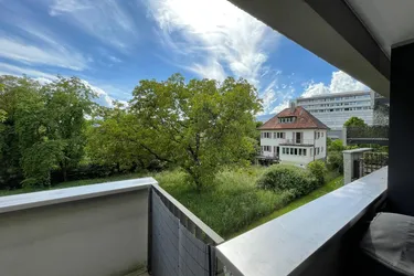 2-Zimmerwohnung mit schöner Terrasse ab September zu vermieten (direkt neben LKH-Feldkirch)