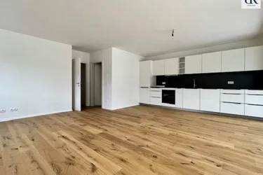 Exklusives Wohnen in Mattsee! - Seenähe! 4 Zimmer Wohnung + Balkon + 2 TG-Plätze