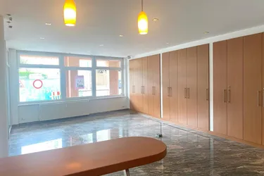Wunderschönes, helles, modernes Büro/Praxis im Zentrum von Wattens