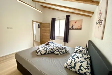 Wunderschöne 2-Zimmerwohnung in kernsaniertem Stadthaus - top Anlage!