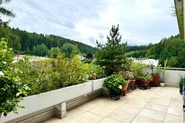 Wunderschöne, sonnige, ruhige 3-4 Zimmer Terrassenwohnung in Aldrans