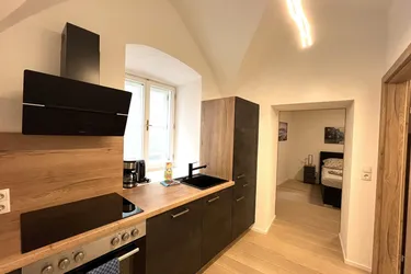 Wunderschöne 3-Zimmerwohnung in kernsaniertem Stadthaus in top Lage