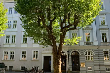 Generalsanierte, moderne 3-Zimmer-Wohnung mit Süd-Balkon in Toplage – Franz-Josef-Straße, Salzburg