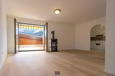 226 Immobilien: INNSBRUCK-AMRAS | Charmante Garconniere - Nordkettenblick / inkl. TG-Abstellplatz