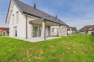 Neubau-Erstbezug! Schlüsselfertige Doppelhaushälfte in sonniger Ruhelage