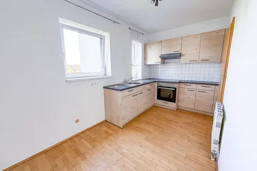 Charmante 2-Zimmer-Wohnung mit Balkon &amp; Tiefgaragenplatz in ruhiger Lage von Kalsdorf!!