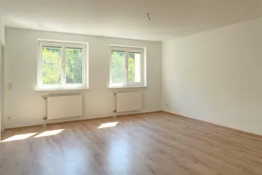 Helle 2-Zimmer-Wohnung mit Garage in Döbling