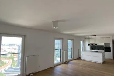 Moderne Wohnung im 33. Stock mit traumhaftem Blick über ganz Wien