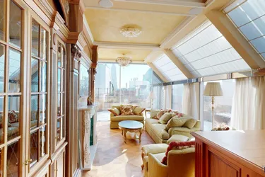 Masterpiece // Elegant Penthouse with Panoramic Views of St. Stephen's Cathedral