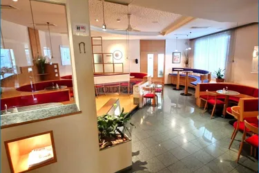Pächter:in für bekanntes Cafe in Lienzer Top Frequenzlage gesucht!