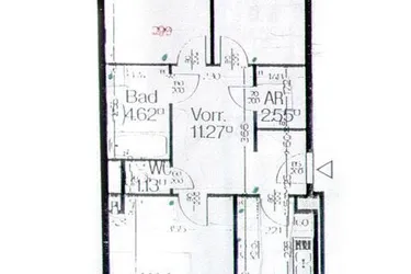 Expose von PRIVAT an PRIVAT: helle 80 m²-Wohnung, 3 getrennt begehbare Zimmer, WG-tauglich
