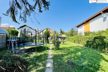 Expose 716m² Eigengrund - Einfamilienhaus mit großen sonnigen Garten - Ruhelage - Donau um Eck