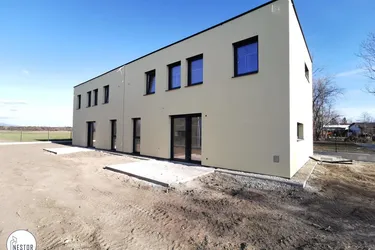 Schlüsselfertig | Moderne Wohnidylle auf Eigengrund - Doppelhaushälfte in der Gemeinde Pottendorf