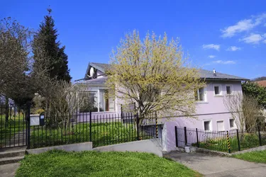 Familientraum im Wienerwald! Einfamilienhaus mit großem Garten!