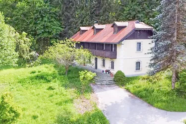 Natur pur: Familienresidenz mit Potential am Klagenfurter Kreuzbergl