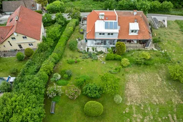 Ruhiges Wohnen am Waldrand - Doppelhaushälfte mit Blick auf die Burgruine Gösting