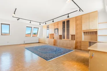 Nähe Augarten: Große 3-Zimmer-Wohnung mit Terrasse, Fernblick und Tiefgaragenplatz