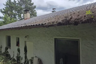 Sanierungsbedürftiges Einfamilienhaus in Hanglage