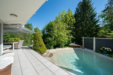 Luxus und Natur vereint – Ihr privates Paradies in Plainfeld
