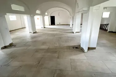 Stilvoll arbeiten im generalsanierten Altbau – repräsentative Büroflächen in Braunau