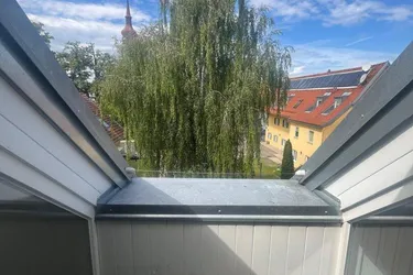 Überaus elysische Zweizimmerwohnung mit Parkplatz und Balkon im Bezirk St. Peter, zur Miete!