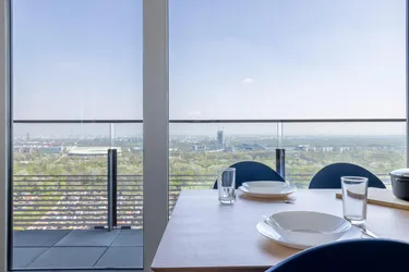 Expose Hochwertig möblierte Apartments zur ALL-IN Miete in Wien / Wohnen im top-modernen Hochhaus