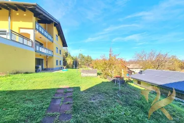 Expose Sonnenkuss mit Bergblick! Mehrfamilienhaus mit großem Garten (Vermietung geeignet)